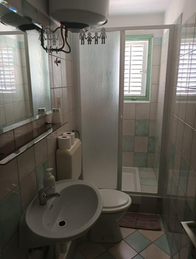 Apartments Martinovic By The Sea Куклица Екстериор снимка