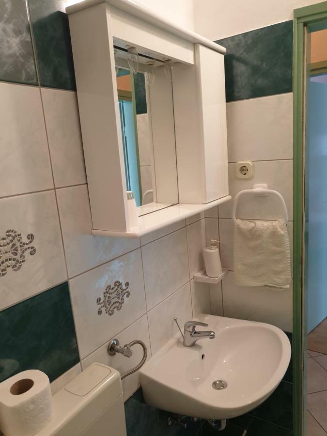 Apartments Martinovic By The Sea Куклица Екстериор снимка