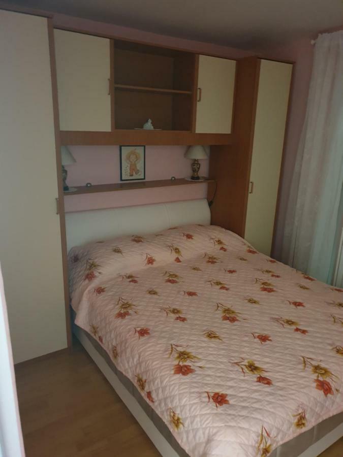 Apartments Martinovic By The Sea Куклица Екстериор снимка