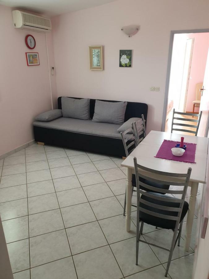 Apartments Martinovic By The Sea Куклица Екстериор снимка