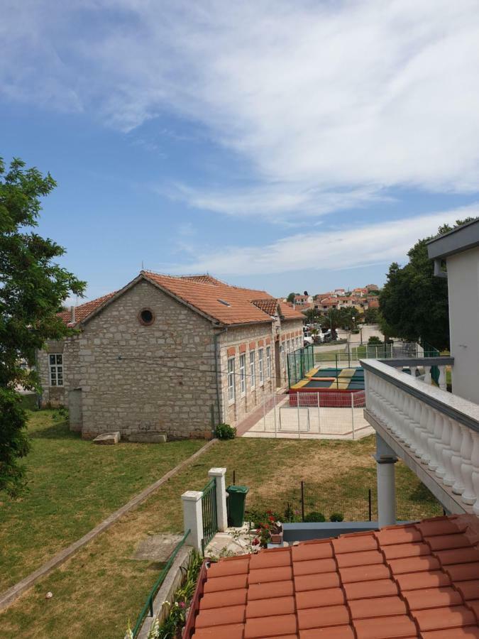 Apartments Martinovic By The Sea Куклица Екстериор снимка